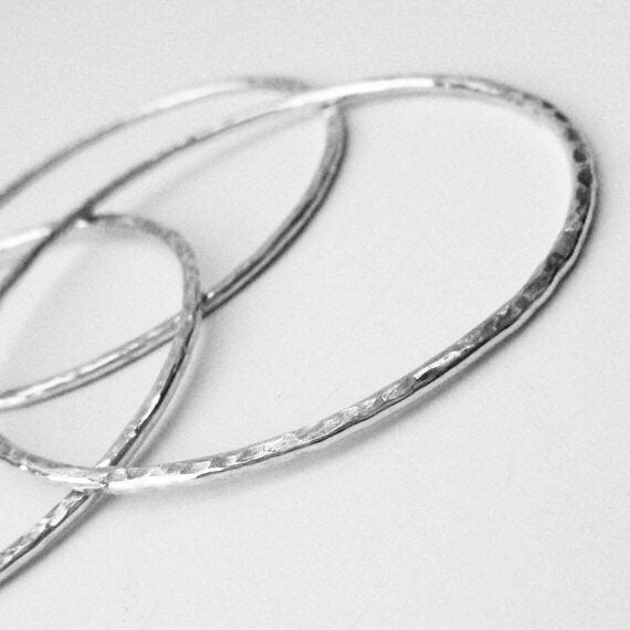 Hammered Argentium Silver Bangle Bracelet, Minimalist Unisex Tarnish Resistant Jewelry