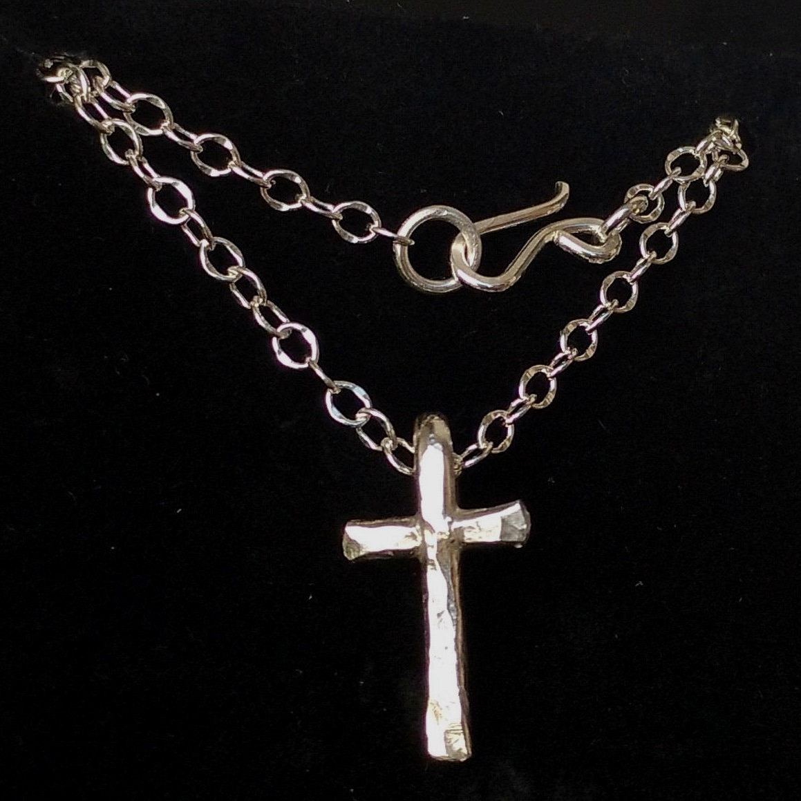 Handcrafted Argentium Silver Cross Necklace, Modern Christian Silver Jewelry Gifts For Women