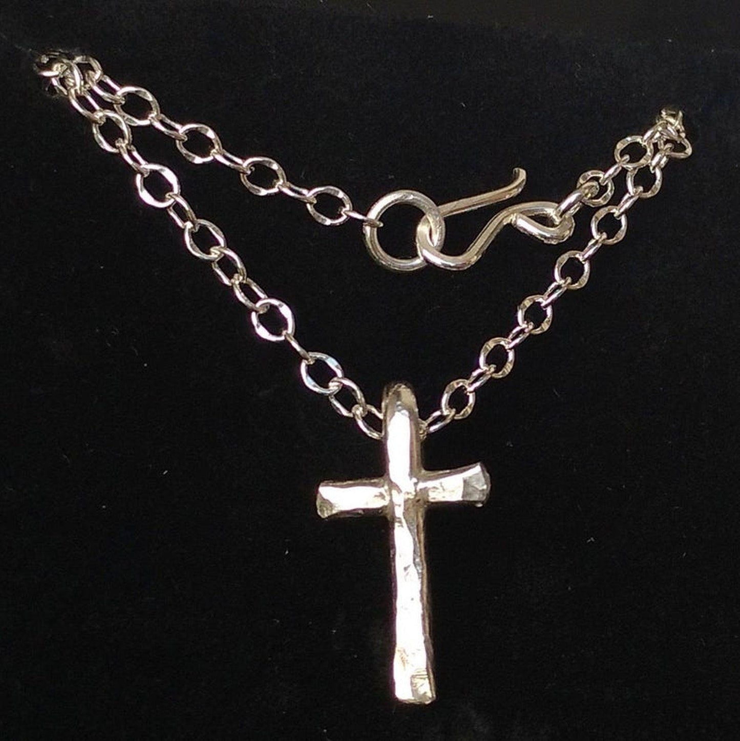 Argentium Silver Cross Necklace For Men, Hypoallergenic and Tarnish Resistant Jewelry for Dad, Modern Silver Christian Gift for Him