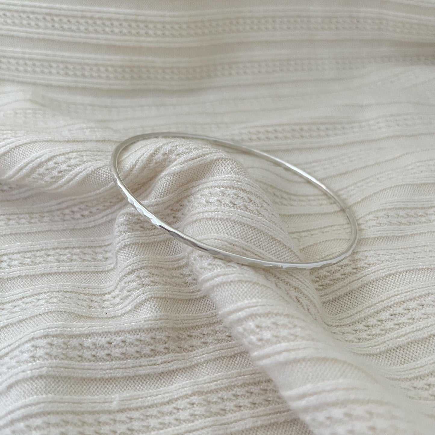 Hammered Argentium Silver Bangle Bracelet, Minimalist Unisex Tarnish Resistant Jewelry