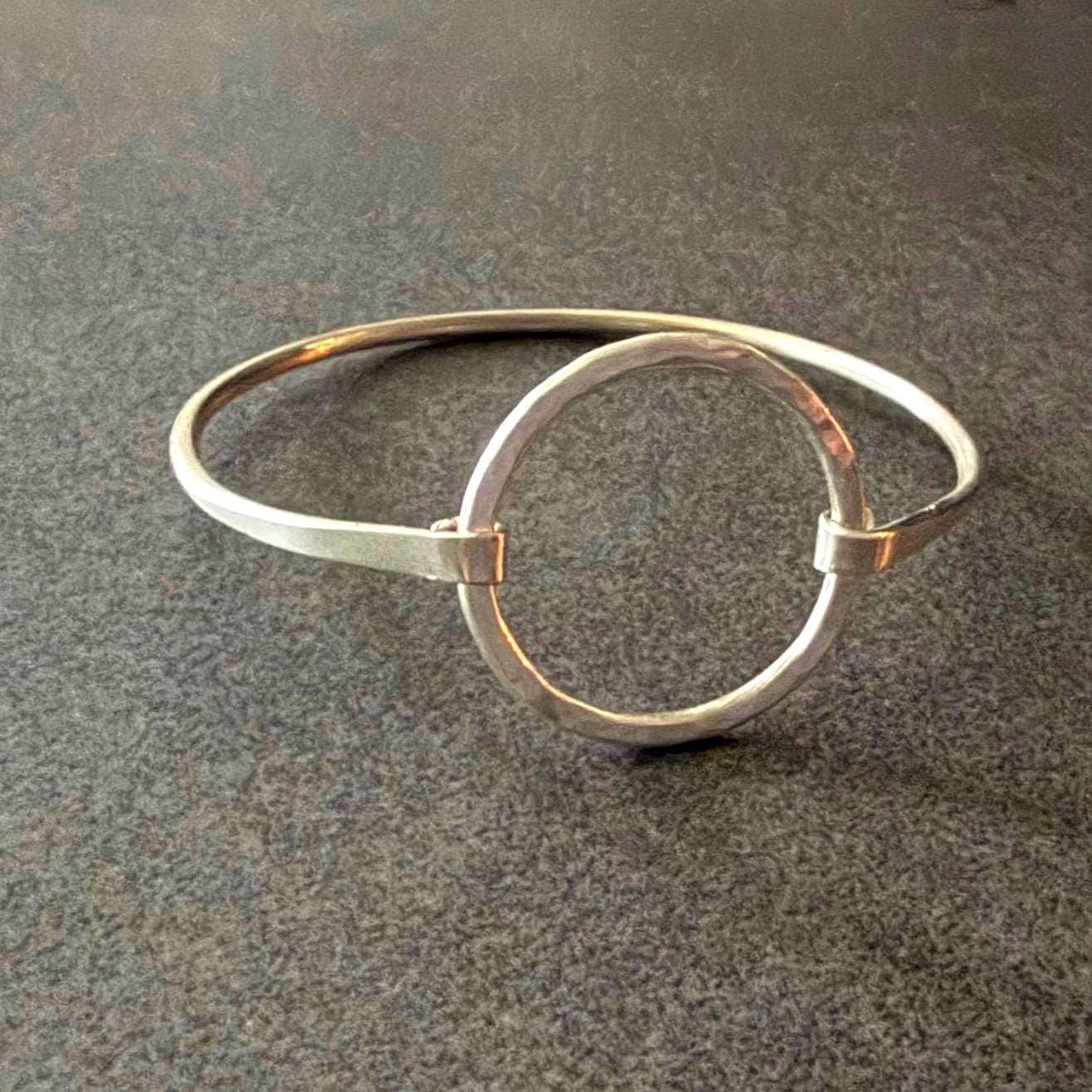 Argentium Silver Bangle Bracelet, Hammered Circle Hinge, Tarnish Resistant Hypoallergenic Jewelry