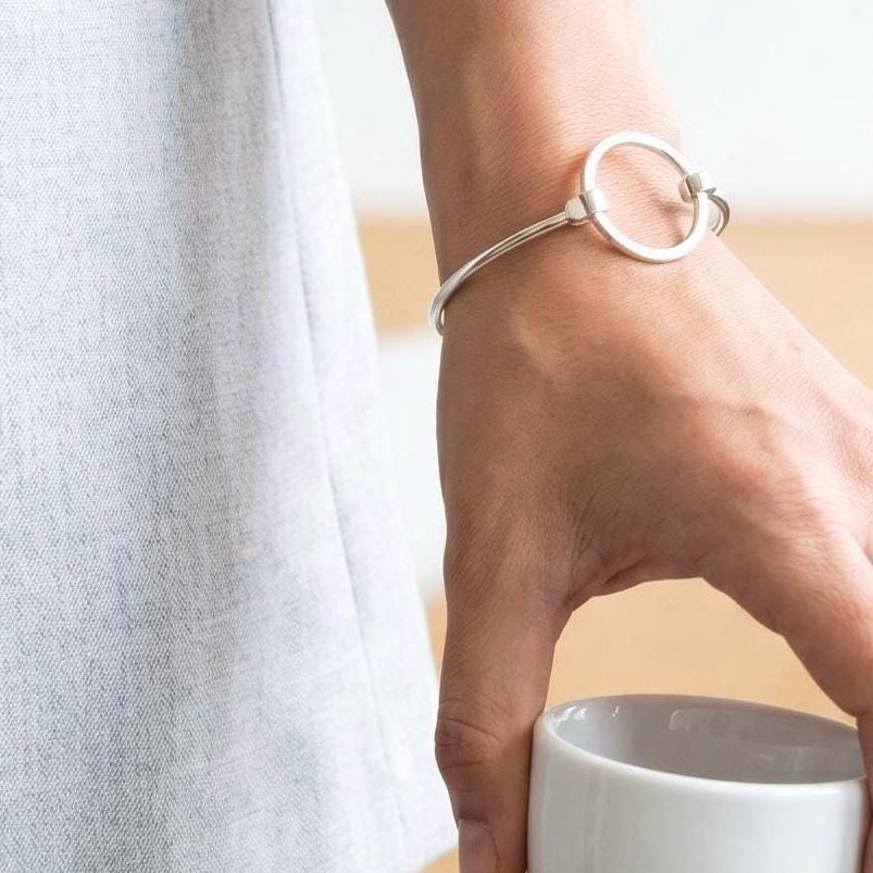 Argentium Silver Bangle Bracelet, Hammered Circle Hinge, Tarnish Resistant Hypoallergenic Jewelry