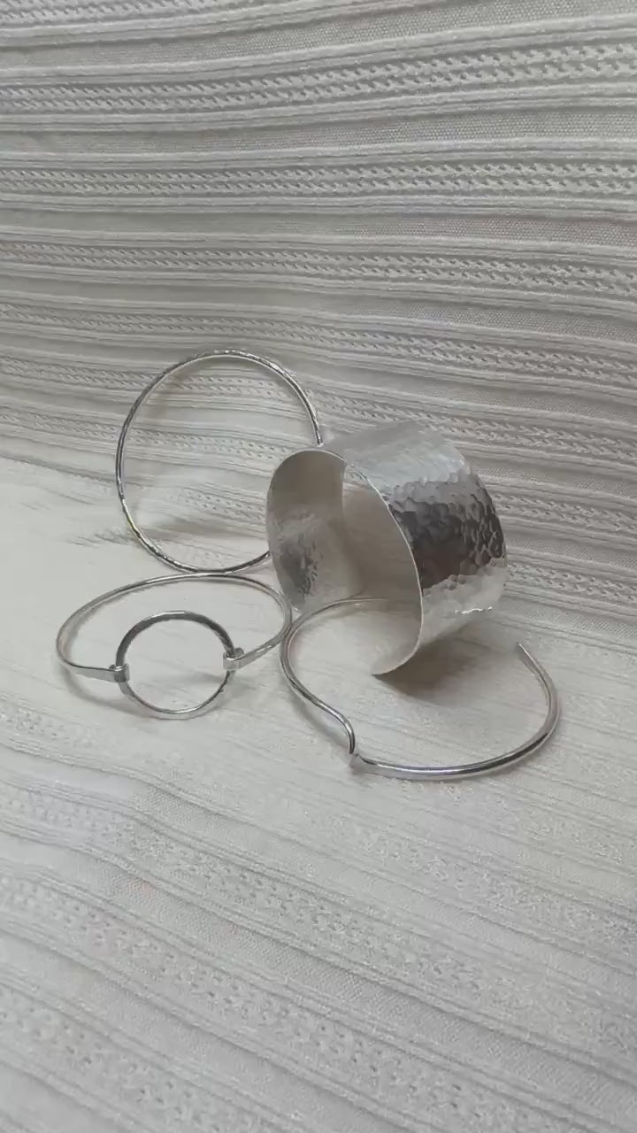 Hammered Argentium Silver Bangle Bracelet, Minimalist Unisex Tarnish Resistant Jewelry